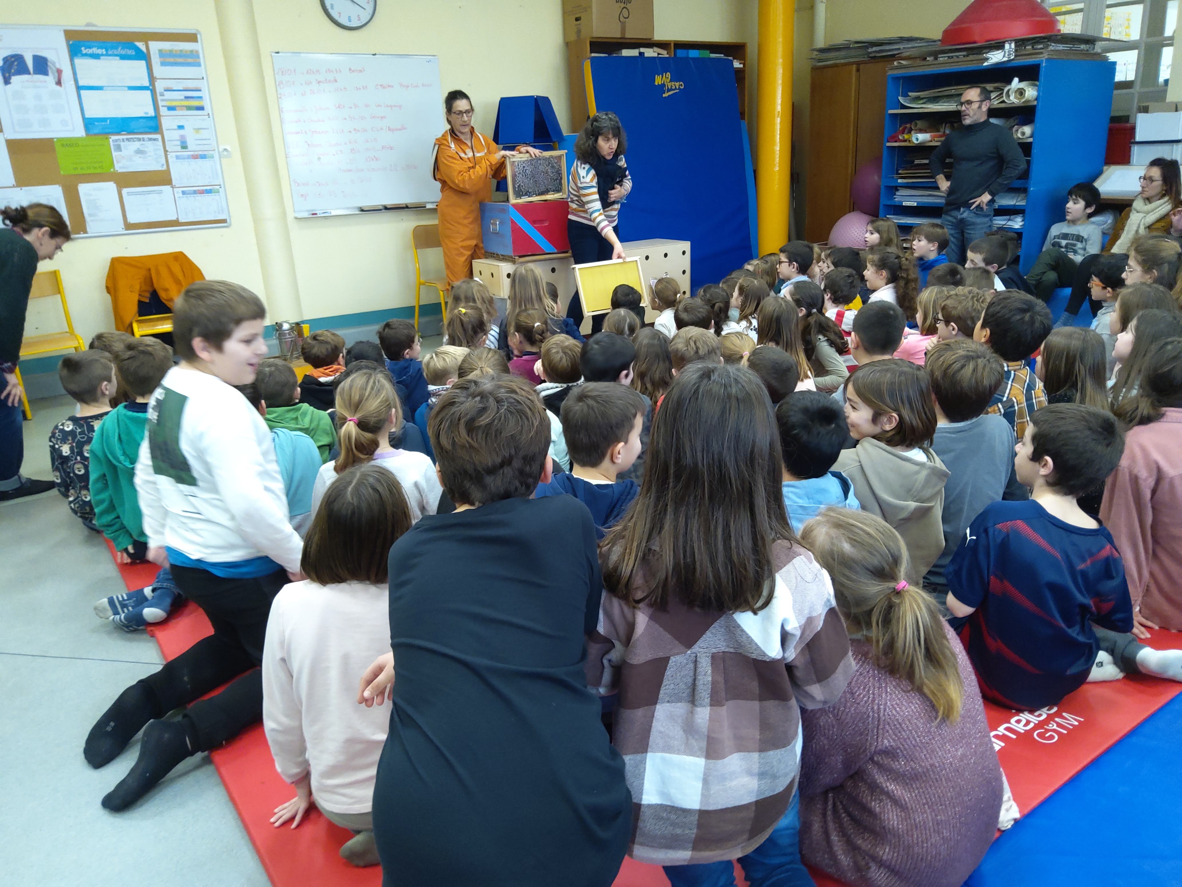 Laurence Apicultrice 1.jpg