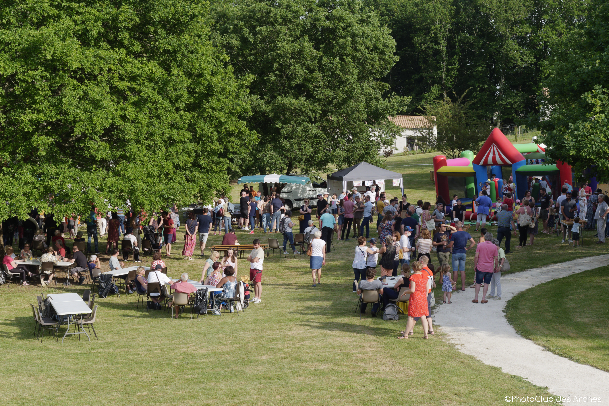 FETE AU VALLON DE MONTIGNAC