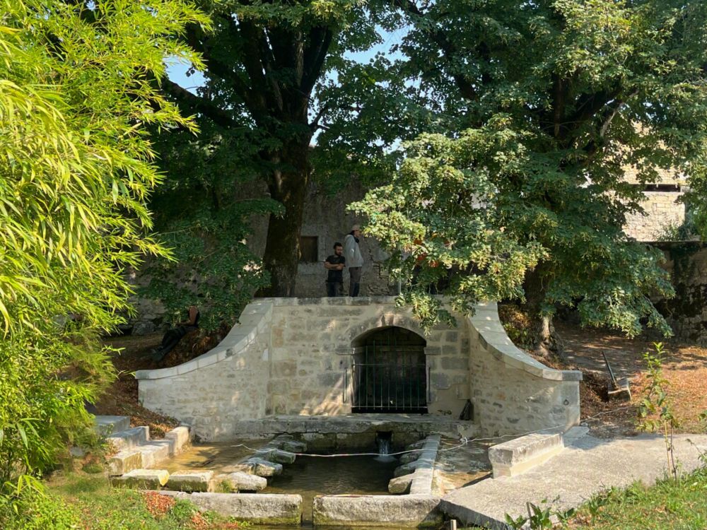 Fontaine de chez Thoreau 10.JPG