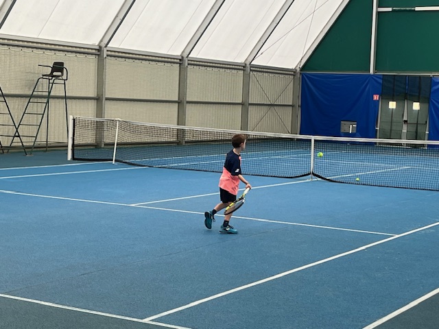 Tennis Jeunes 2.jpg