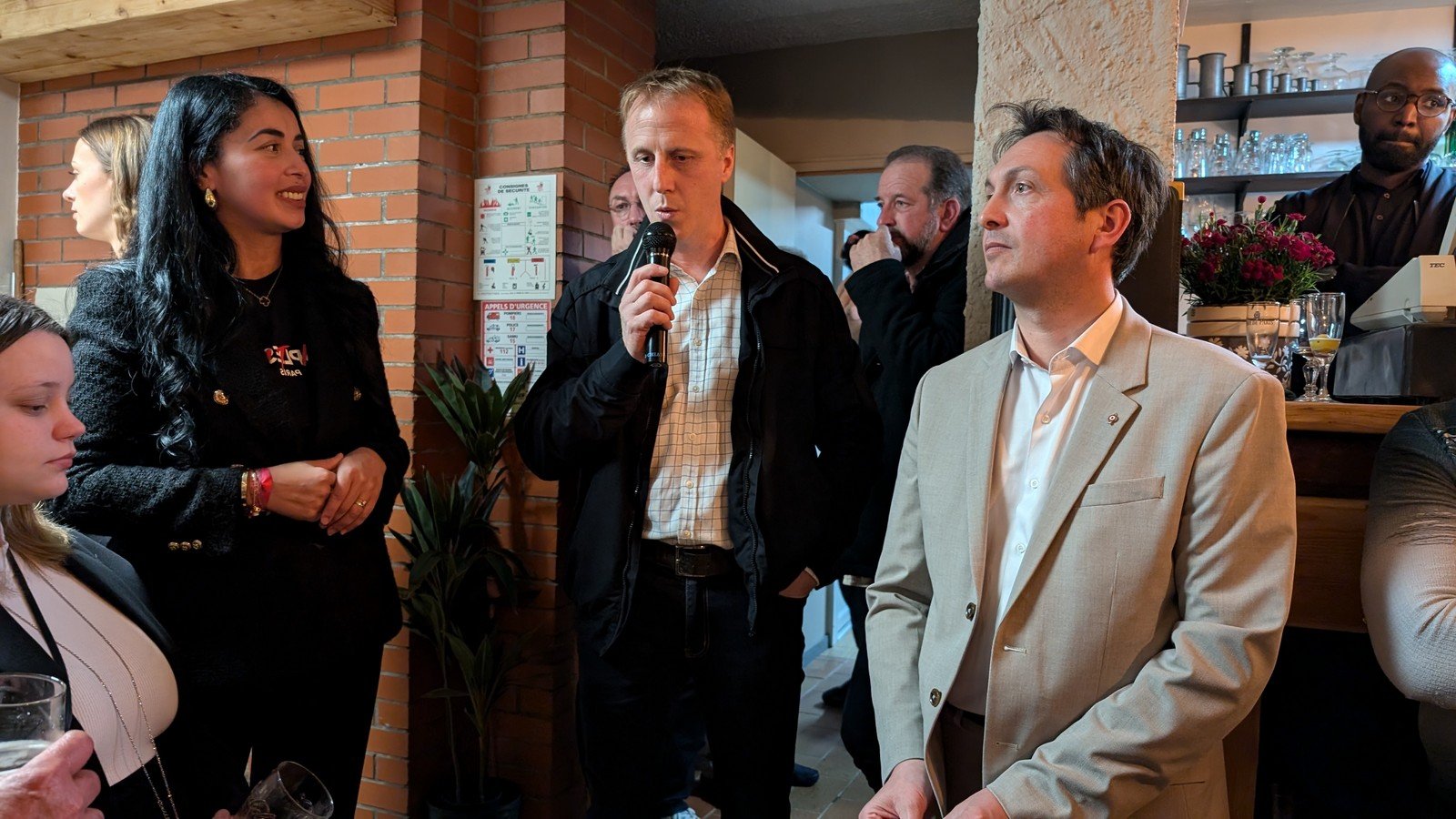 PXL_20250329_191708130.MP _1600x1200_.jpg