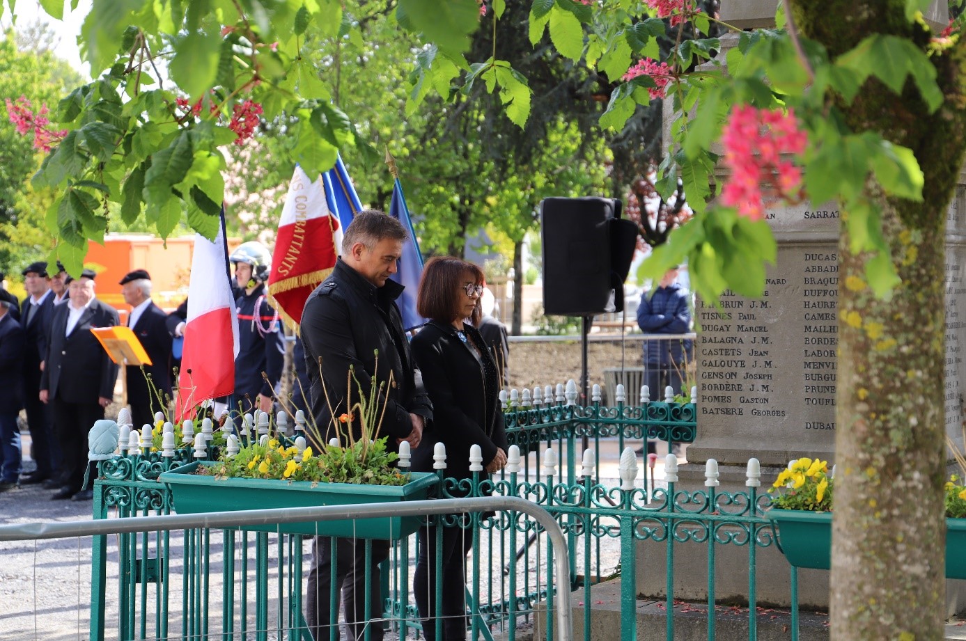 8mai5.jpg