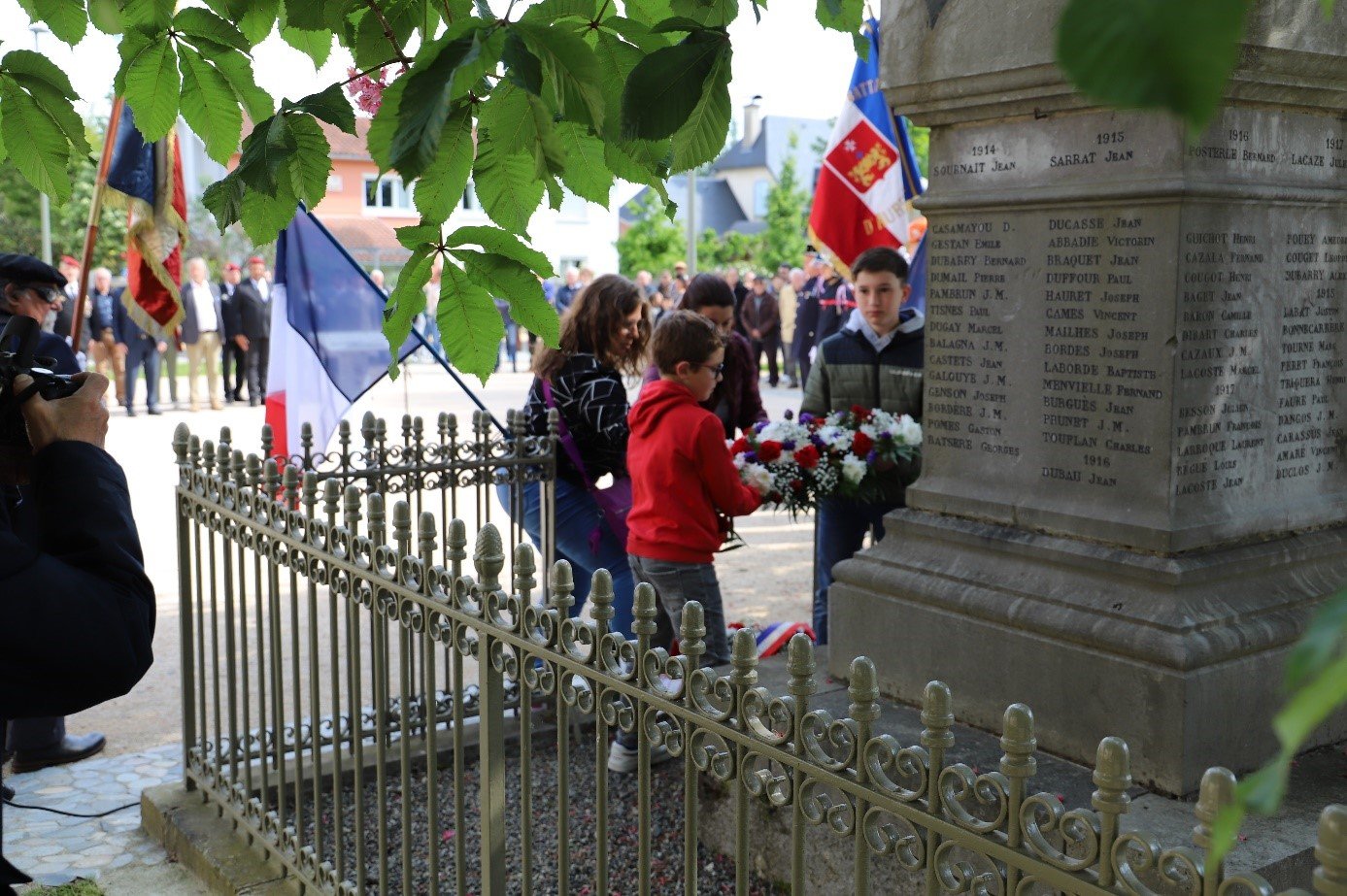 8mai6.jpg