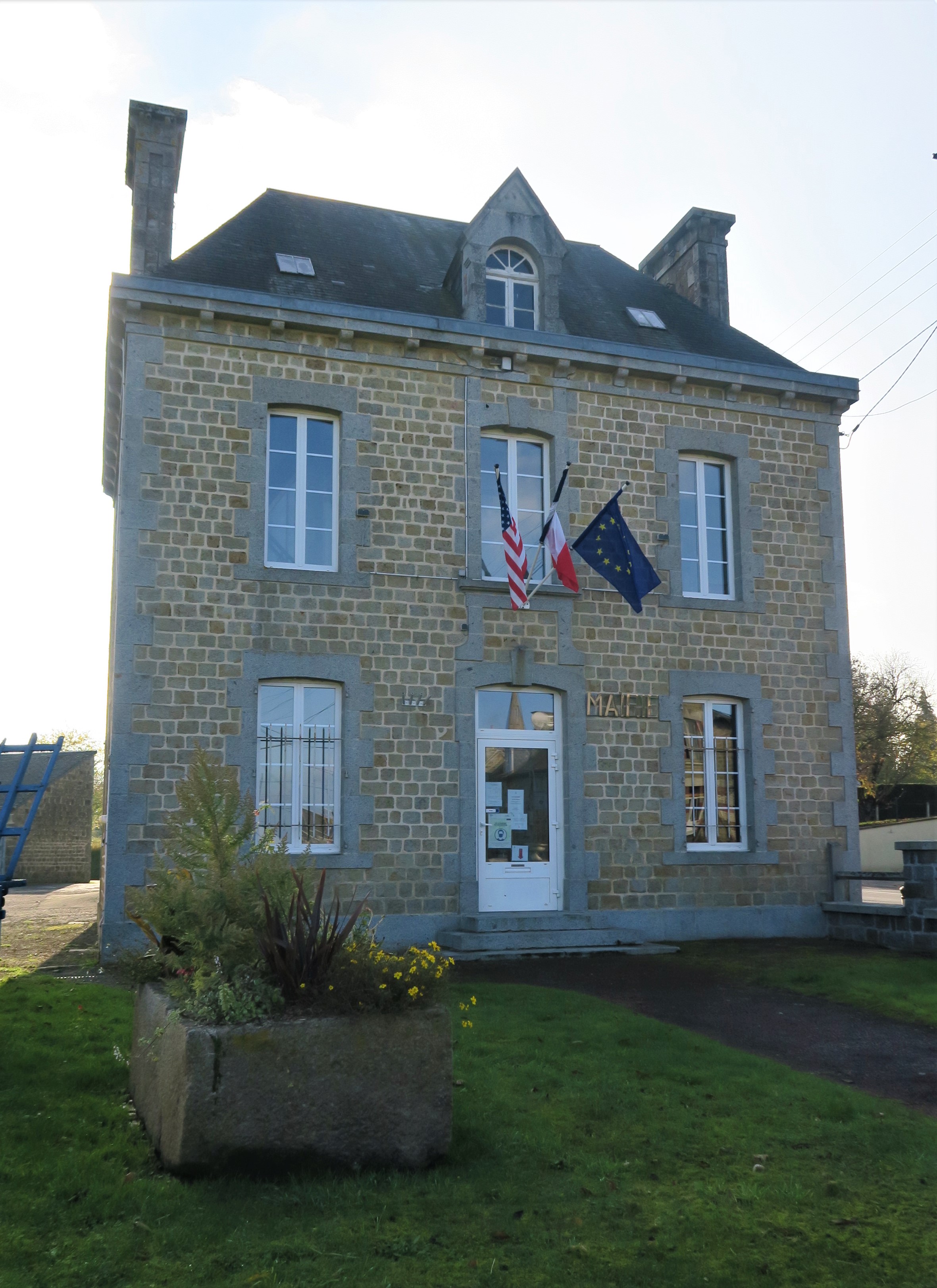 mairie NDT.jpg