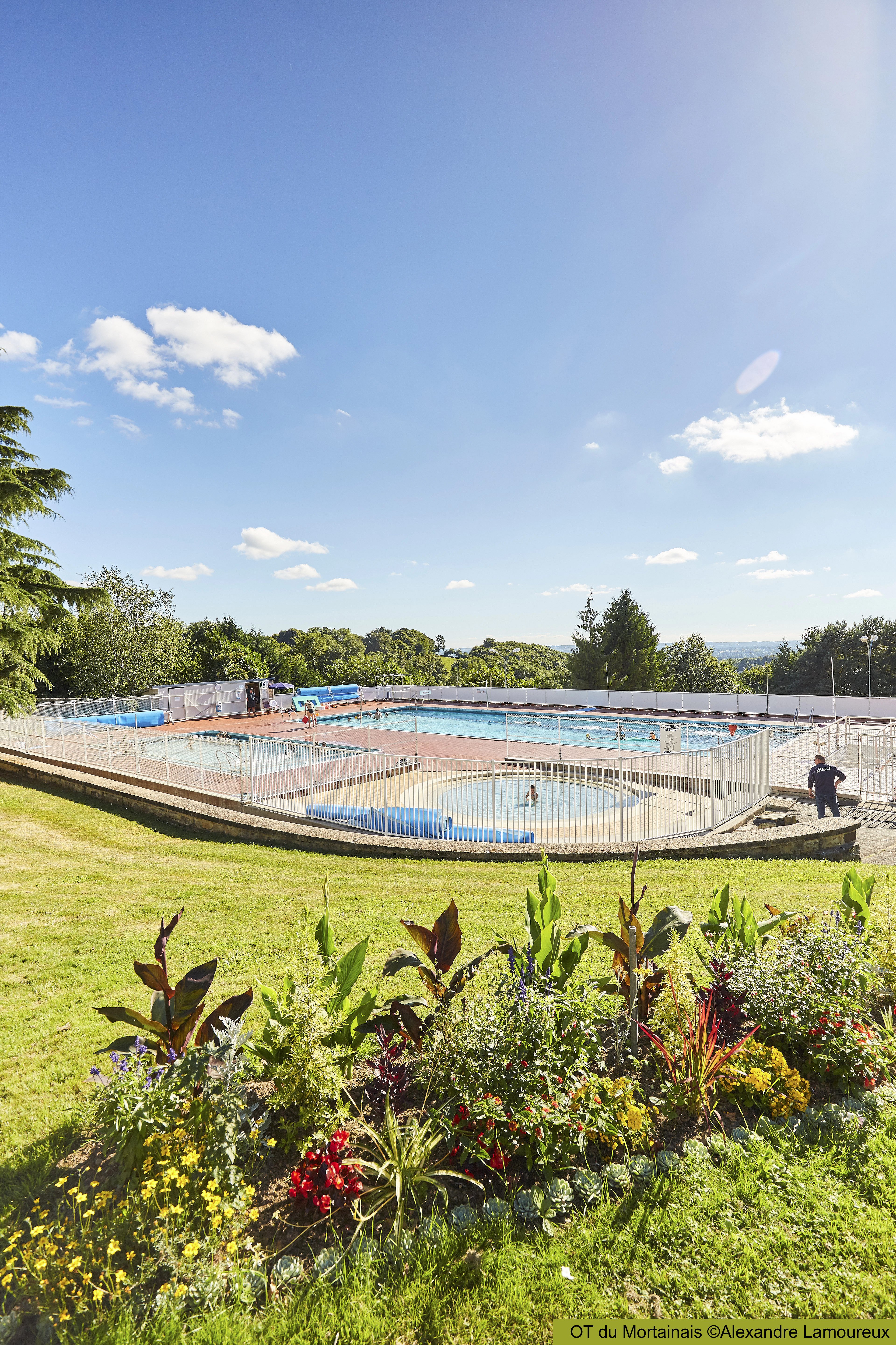 Piscine - A Lamoureux.jpg