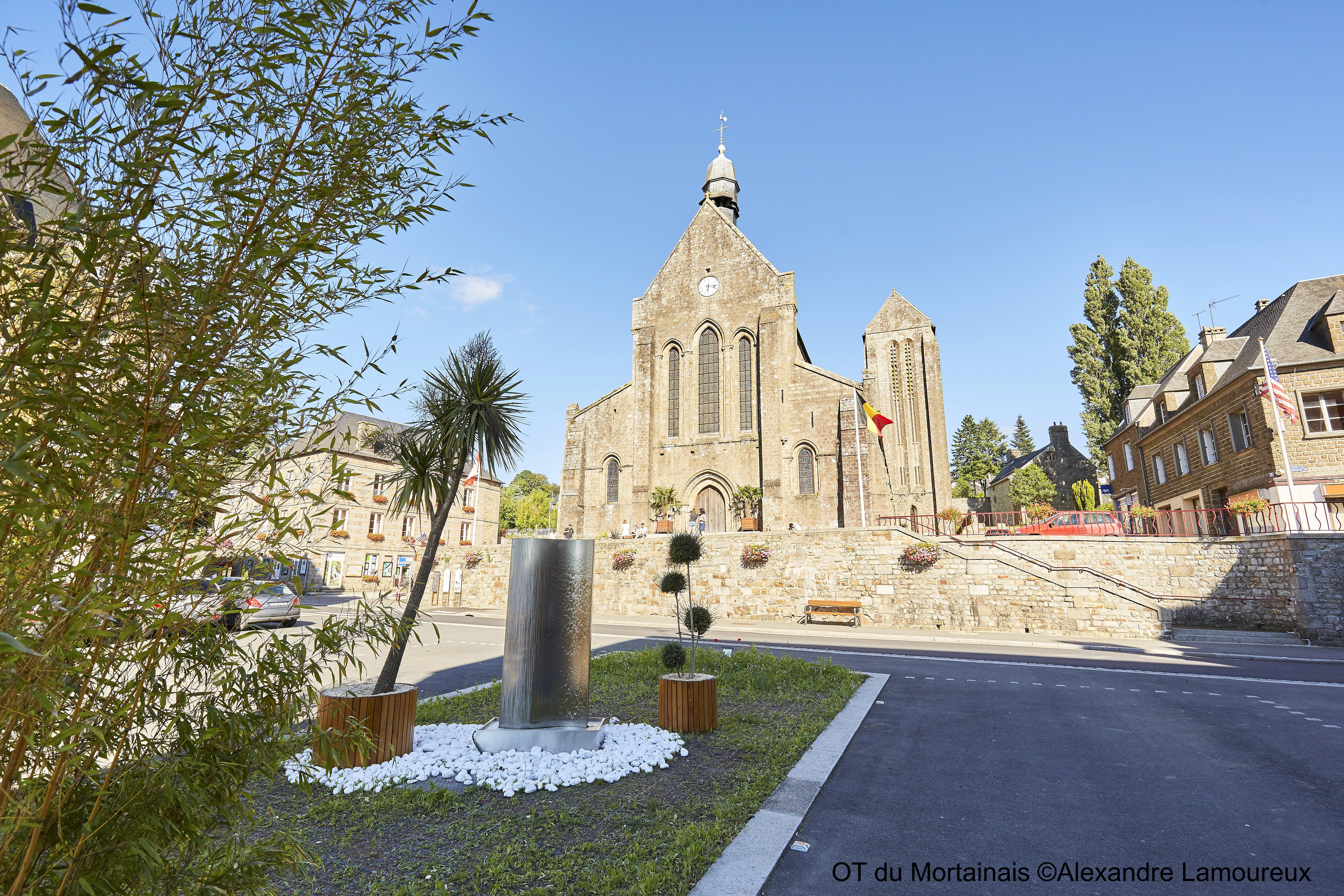 Collégiale St Evroult - A Lamoureux.jpg