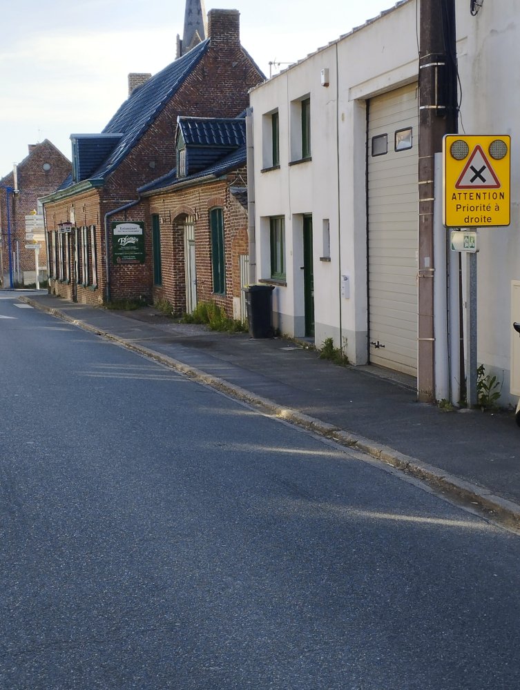 25_0505_Carrefour Estaminets 5 SI.jpg