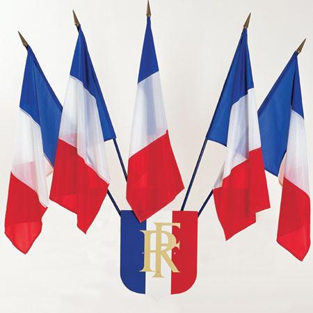 drapeau-francais-d-exterieur-sur-hampe-13695491.jpg