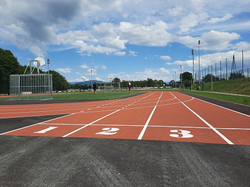 aire-multisports-creys-light.jpg