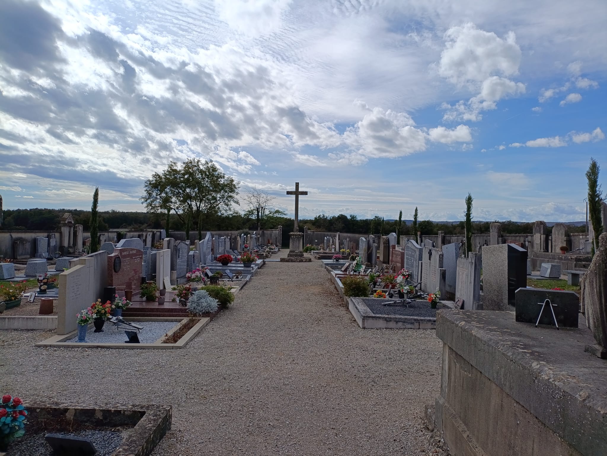 cimetiere_Mépieu_Octobre-2024©C-Lherisson _4_.jpg