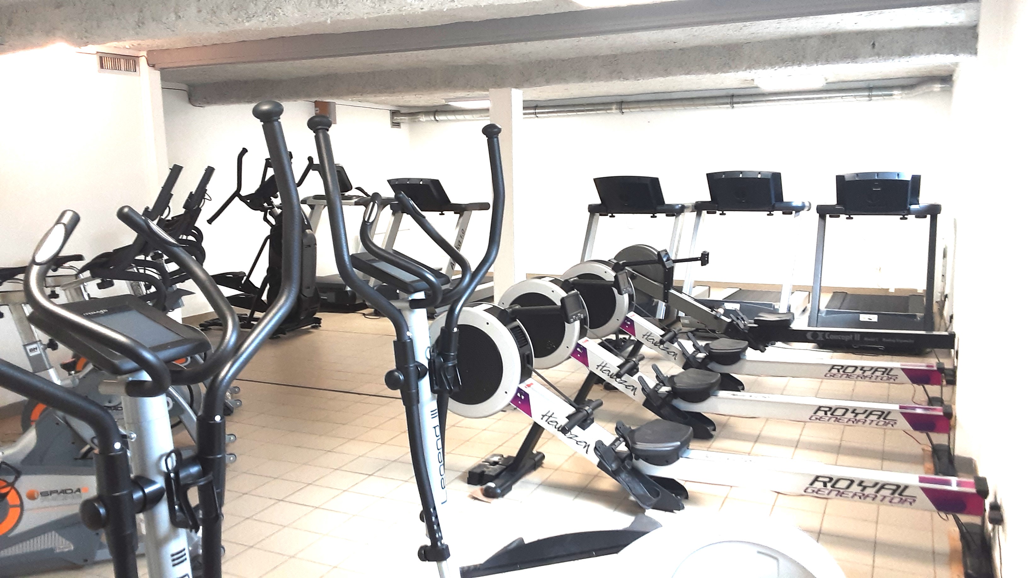 2025_ESNI-musculation_salle cardio.jpg