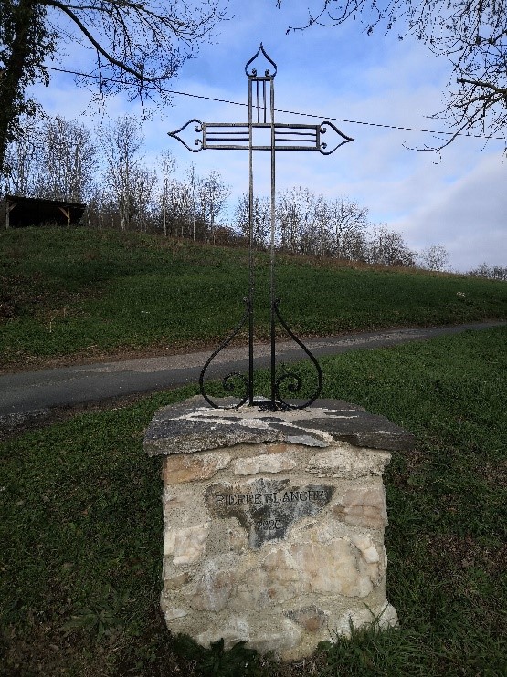 croix de la Pierre Blanche.jpg