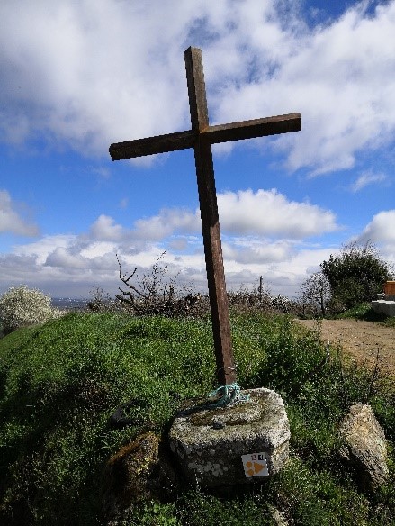 croix de Chatanay.jpg