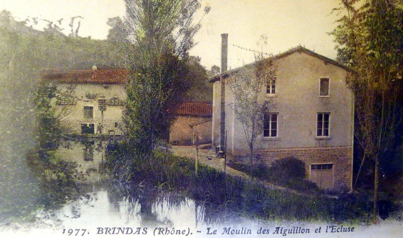 LES MOULINS.jpg