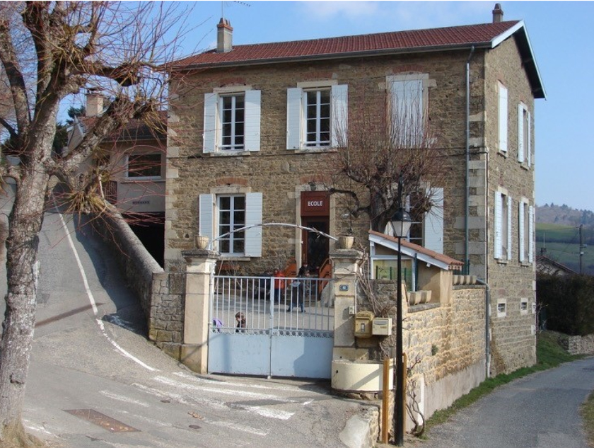 ECOLE ST LAURENT.jpg