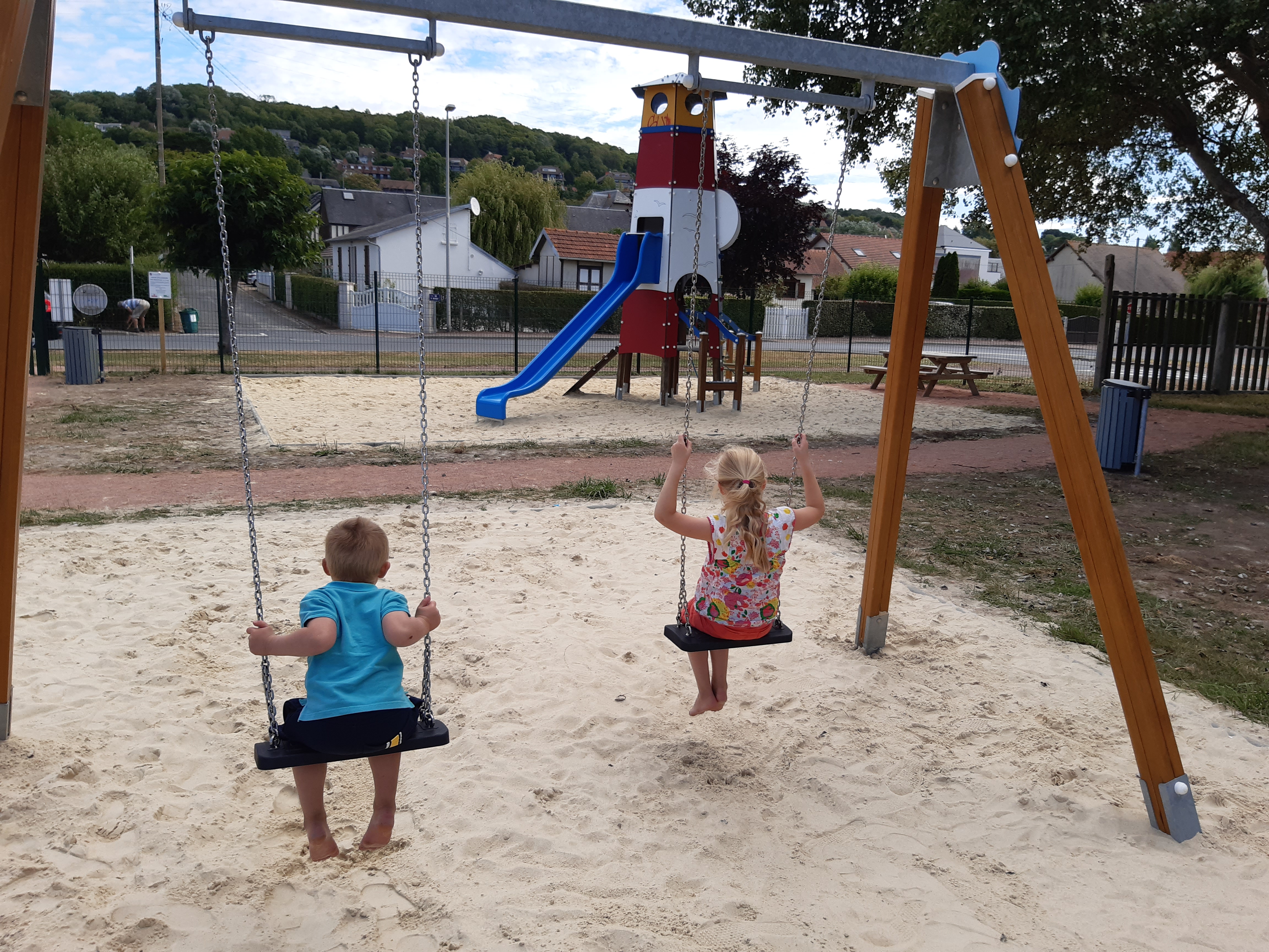 aire de jeux 2.jpg