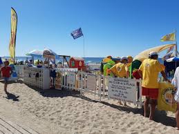 club de plage.jpg