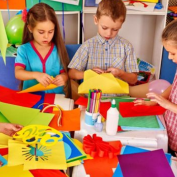 COMPLET Atelier créatif "Main monstrueuse" - 27/10 - 11h - 3/6 ans (27/10/2026
                                -
                                27/10/2026)