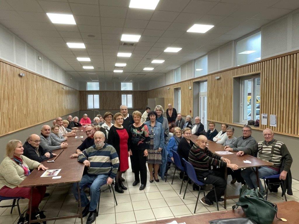 SAINT SORLIN CLUB DES AINES ASSEMBLEE GENERALE.jpg