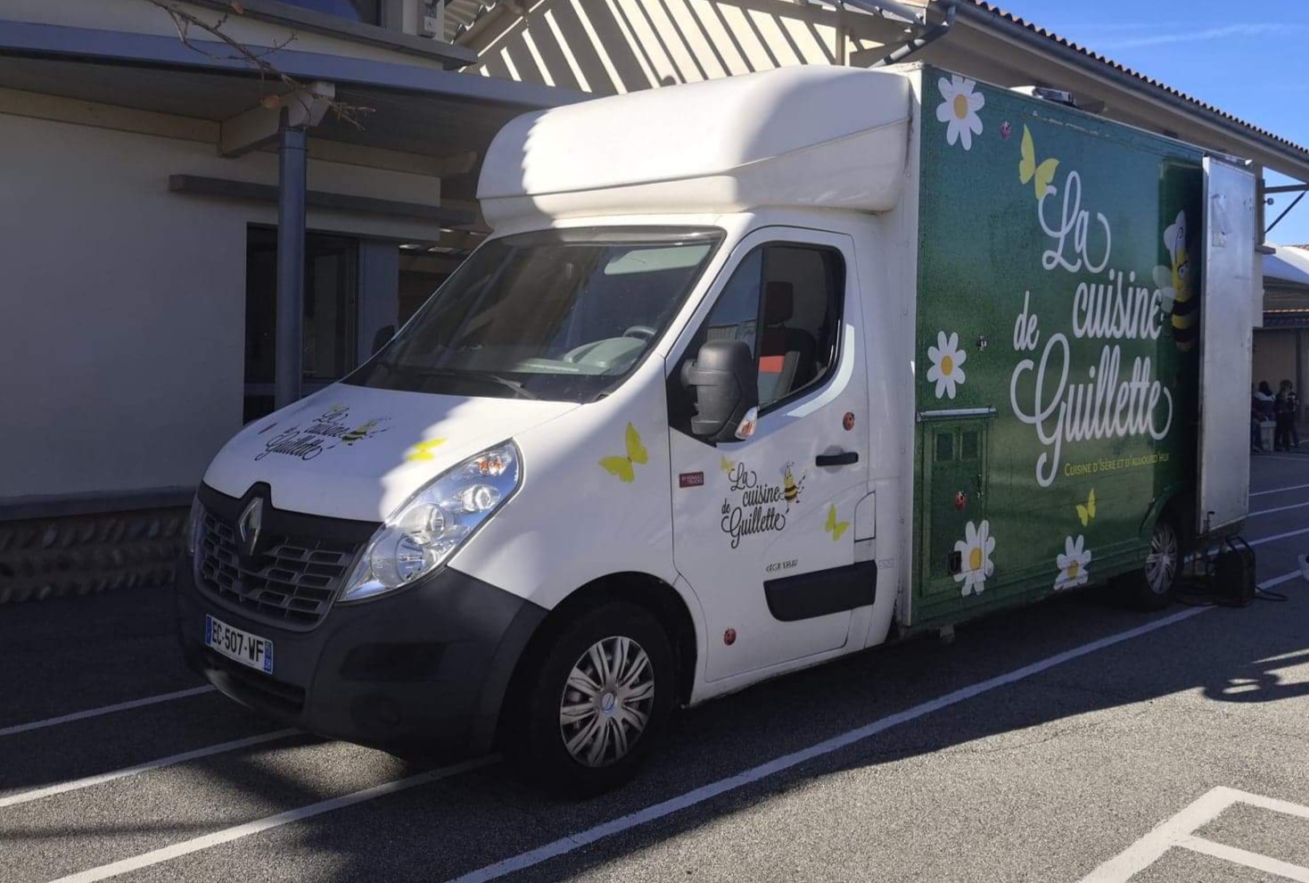 FOOD TRUCK 7 NOV ECOLE TRAITEUR GUILLOT2.jpeg