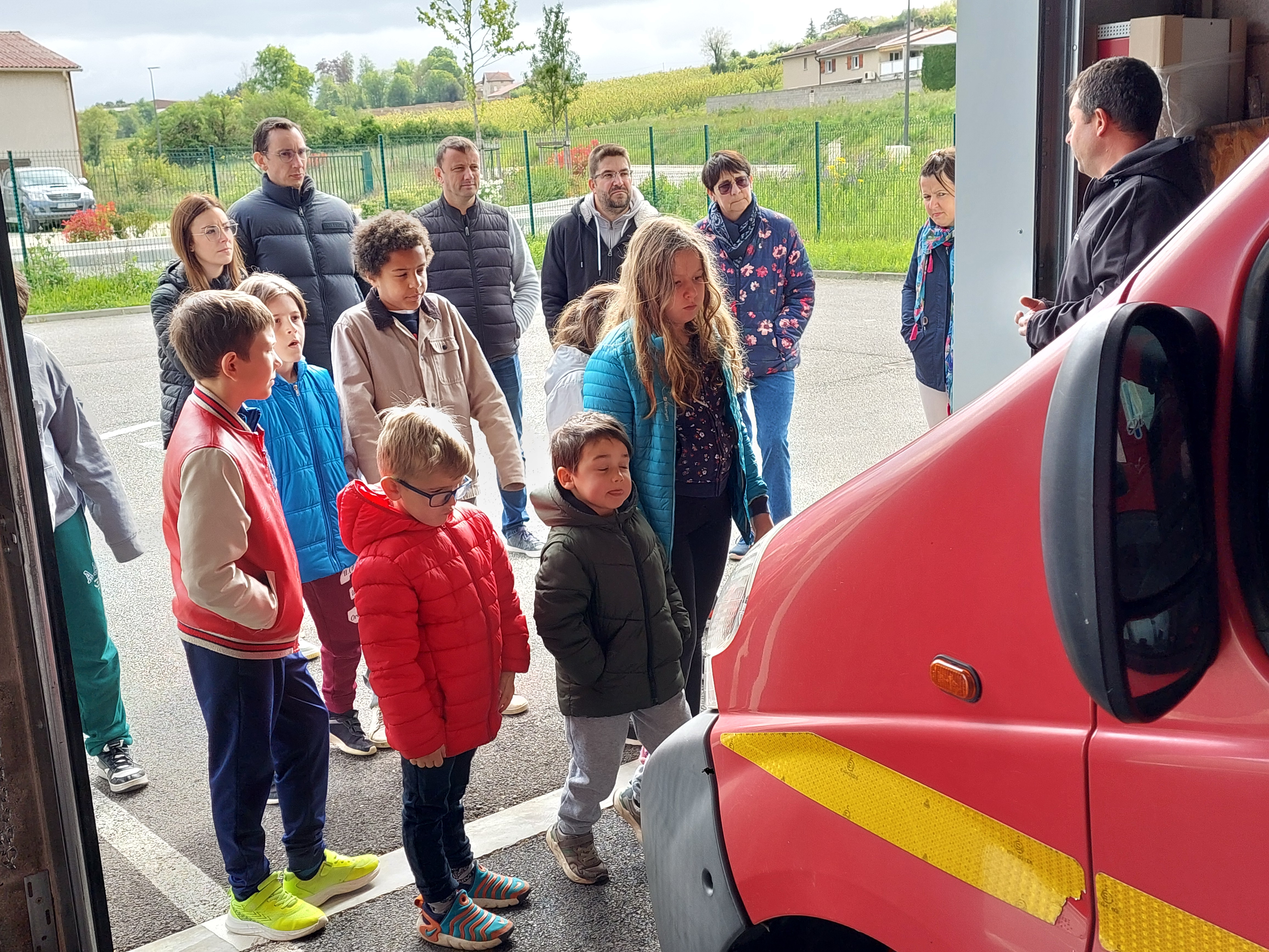 VISITE CASERNE 4.jpg