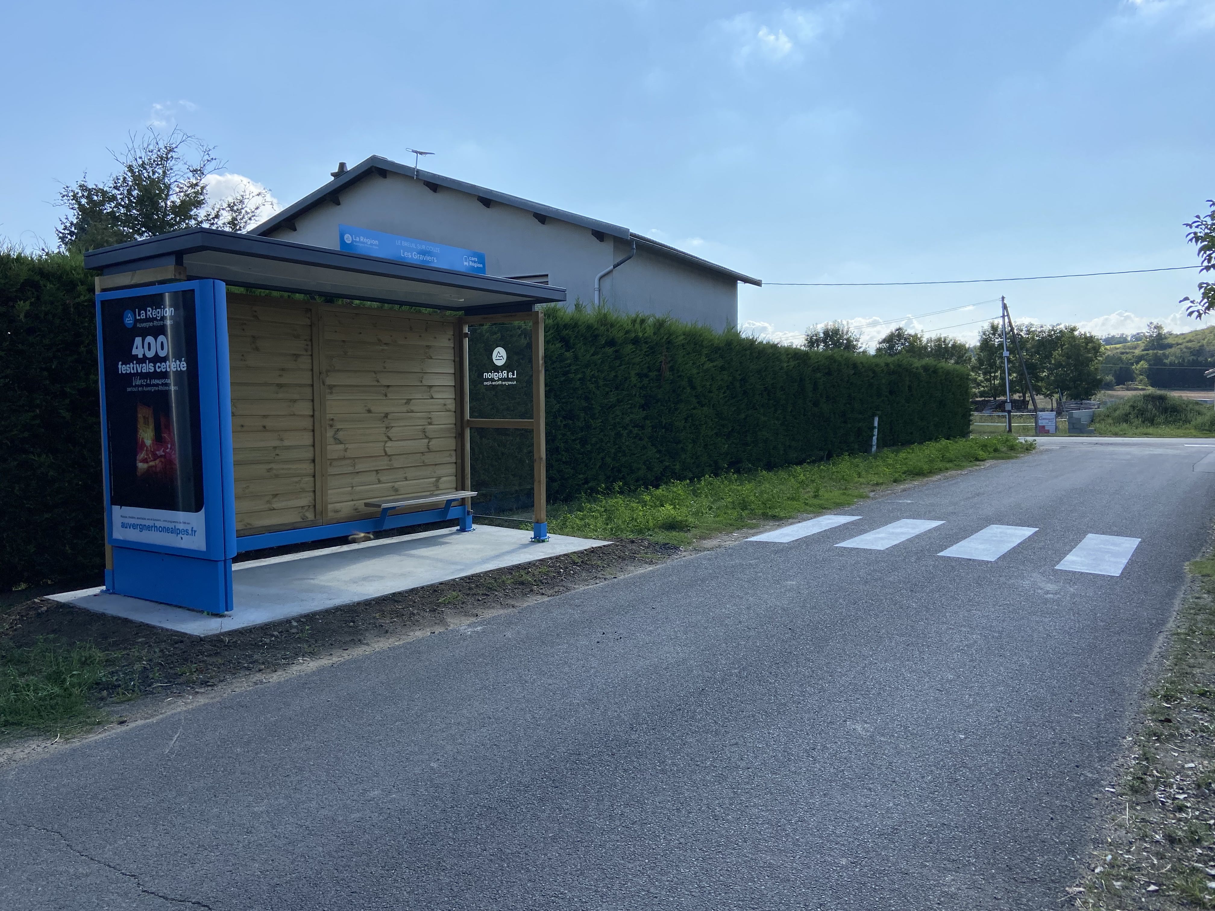 abris bus graviers.jpeg