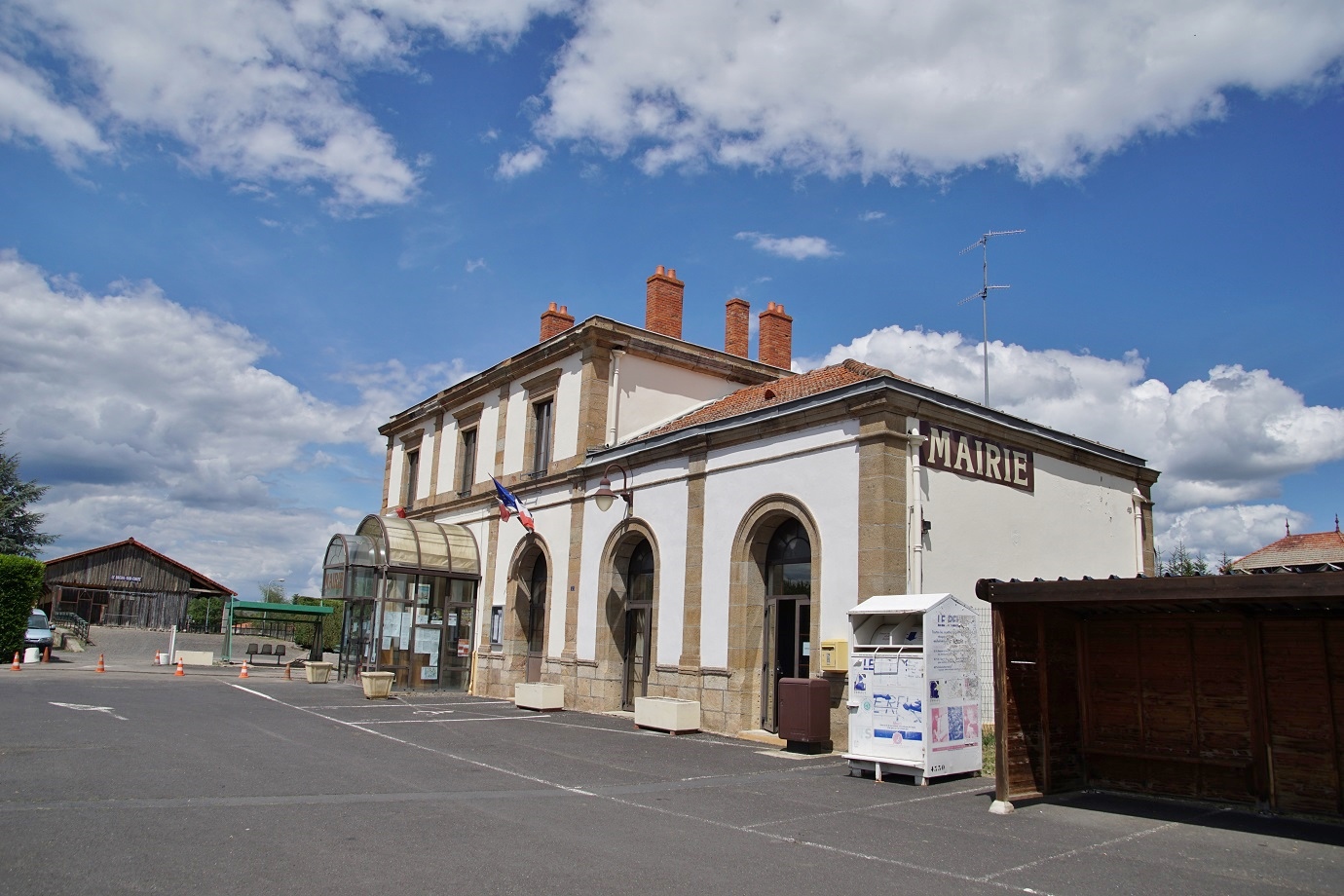 mairie.jpg