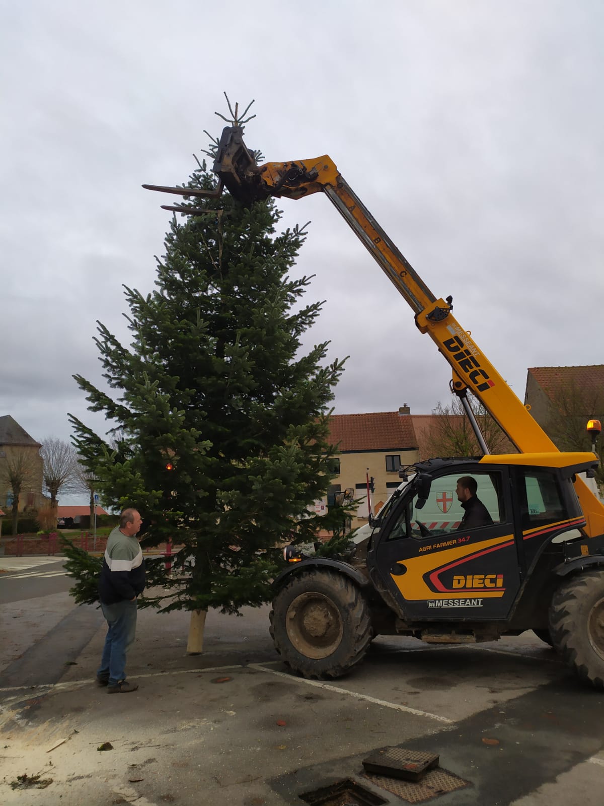 2024-12-04-Sapin4.jpg