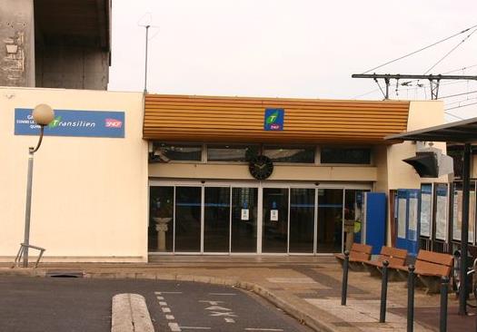 GARE DE COMBS-LA-VILLE.jpg