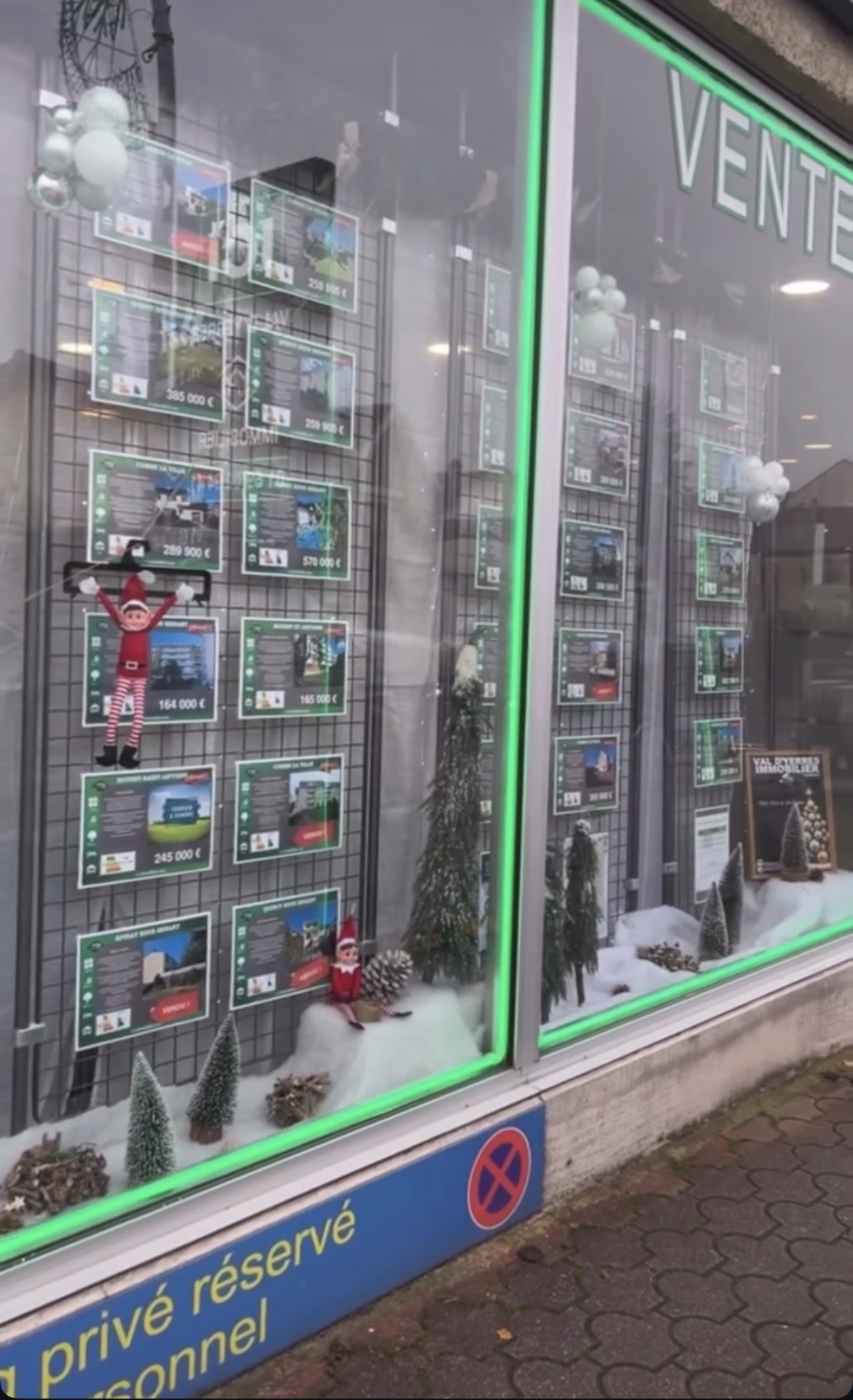 Vitrine VYI Quincy 2025 2.jpg