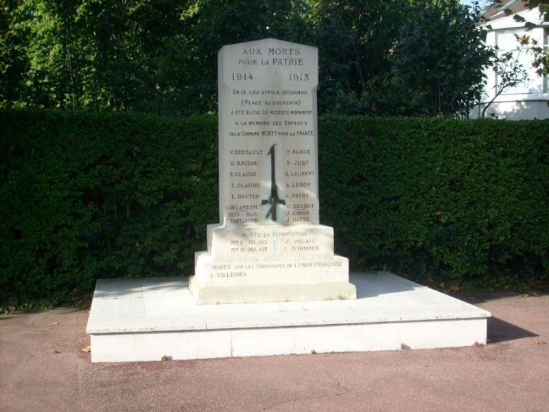 place du souvenir.jpeg