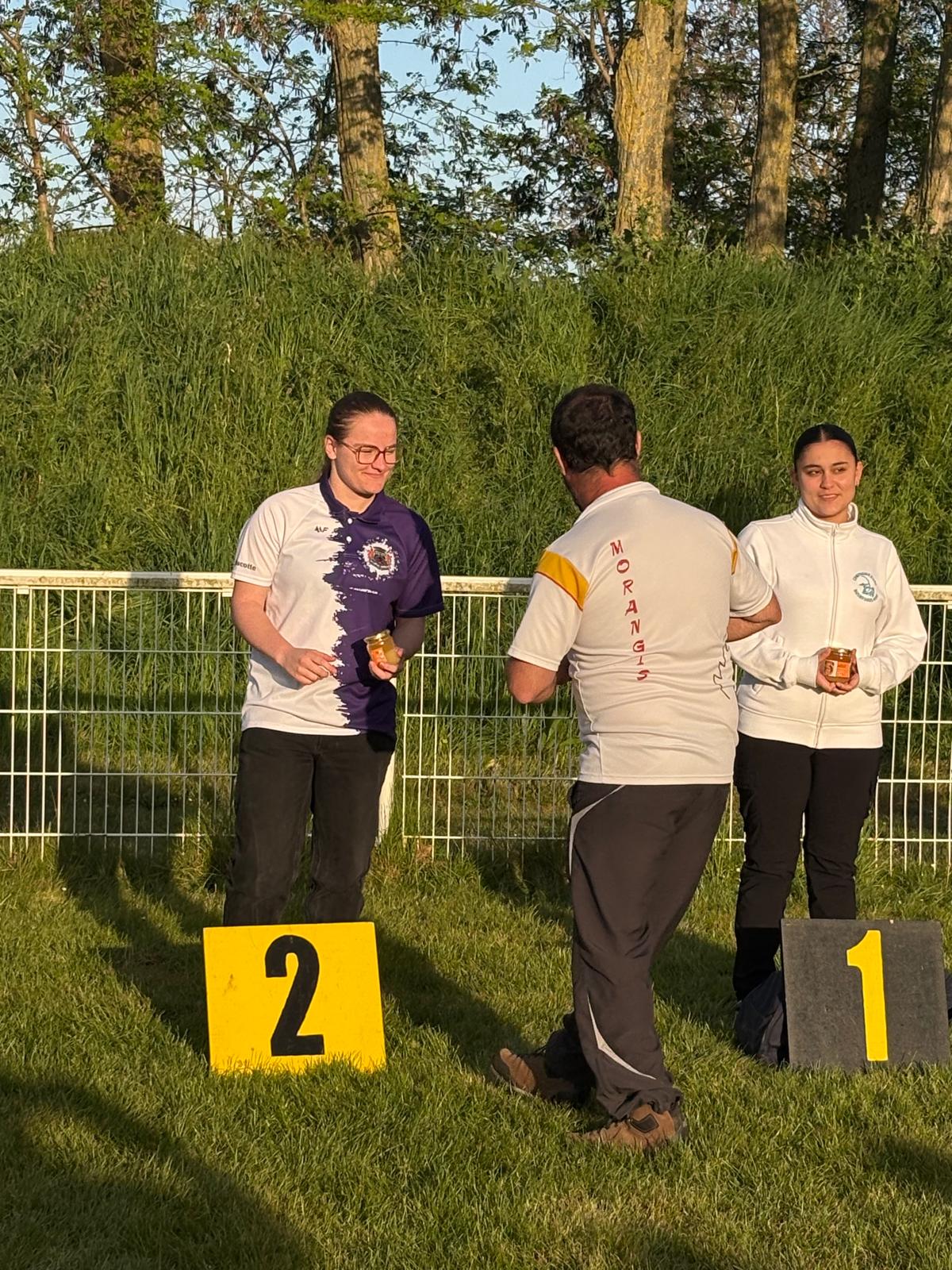 Emma Poustier 2ème au tir à 50m.jpg