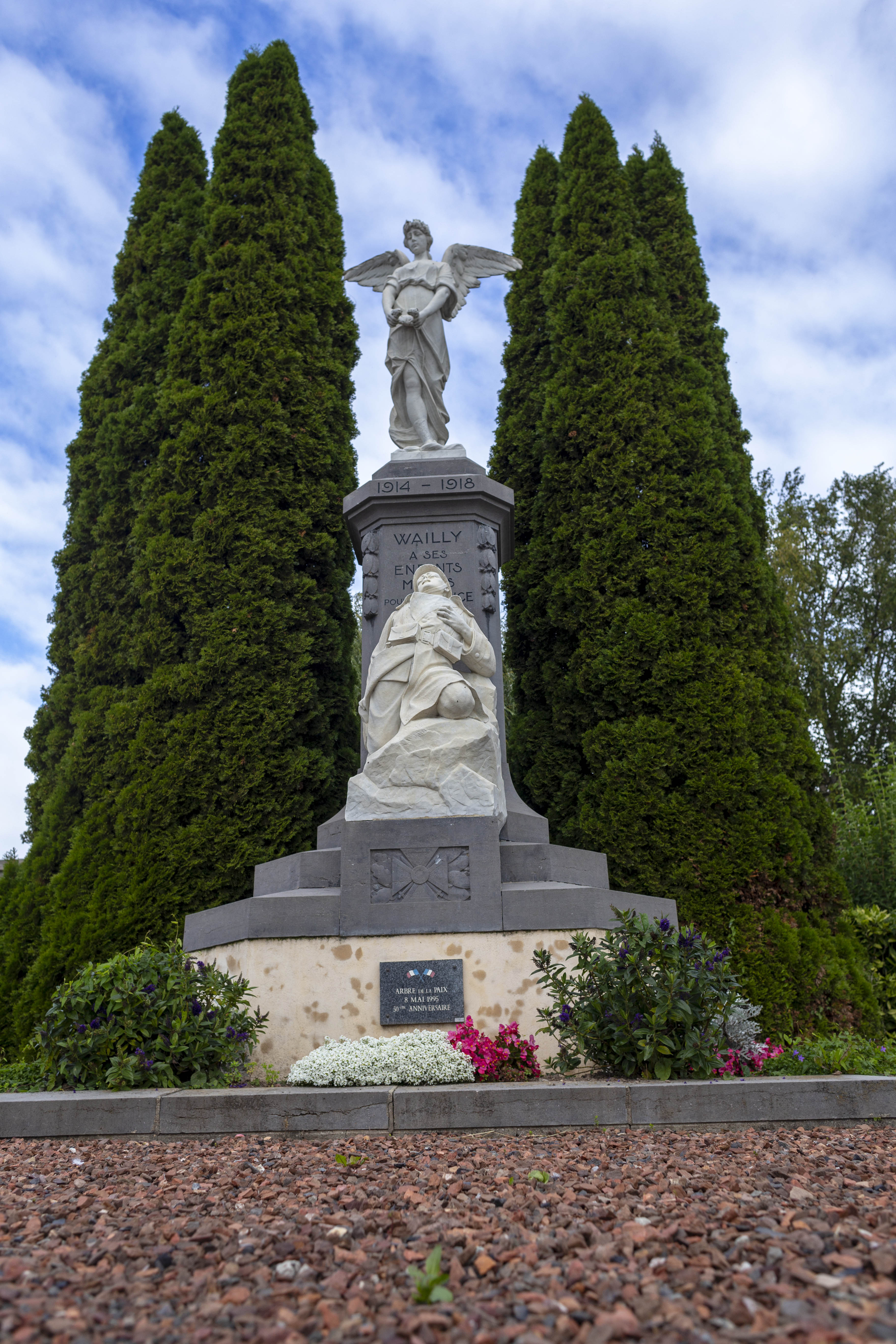 monument aux morts