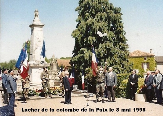 CÉRÉMONIES COMMÉMORATIVES DU 11 NOVEMBRE ET DU 8 MAI.jpg