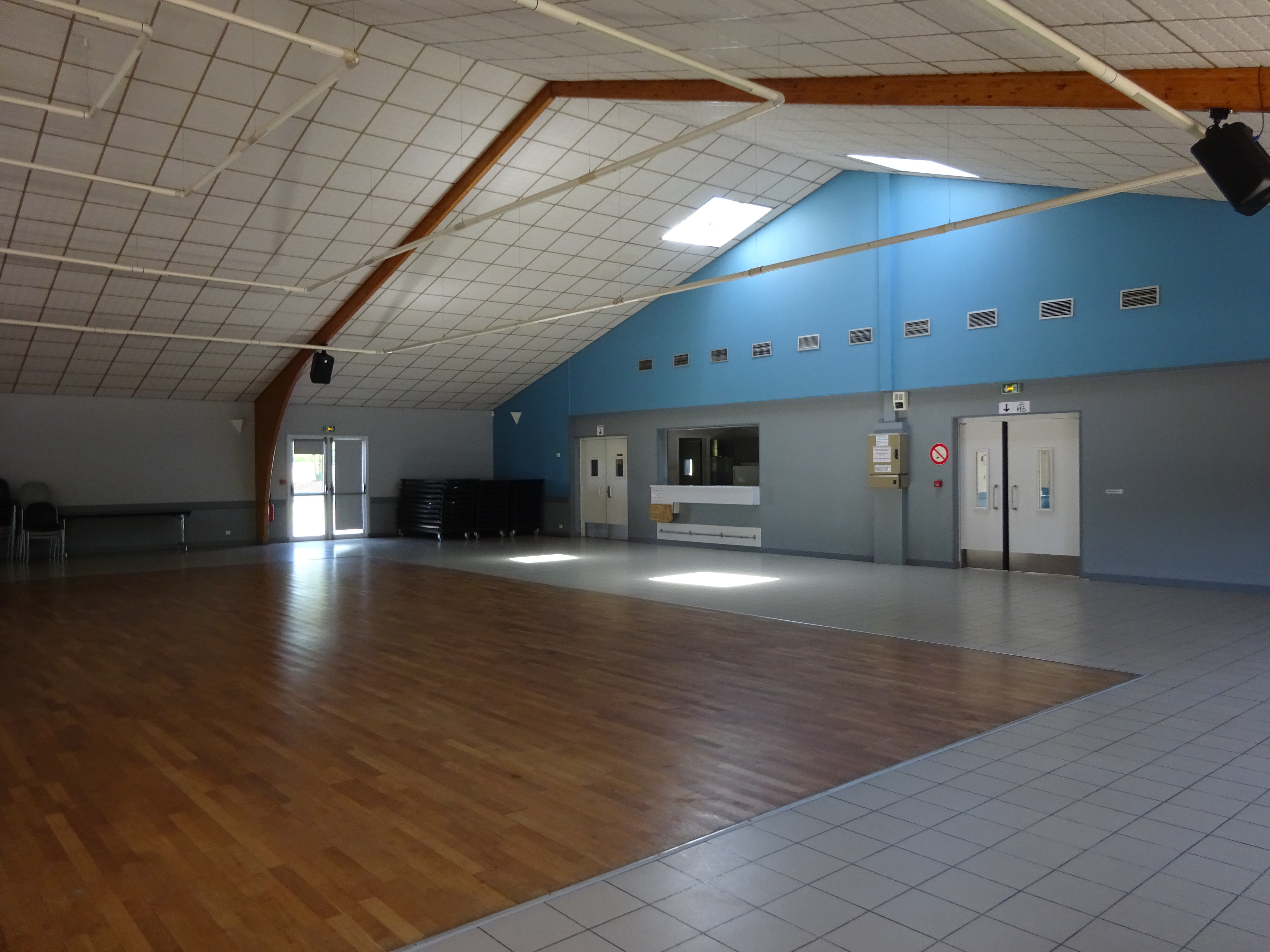 Salle des fêtes (intérieur 2)