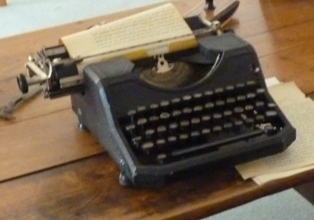 machine à écrire.jpg