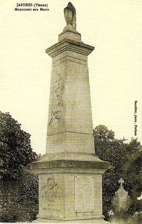 monument aux Morts 2.jpg
