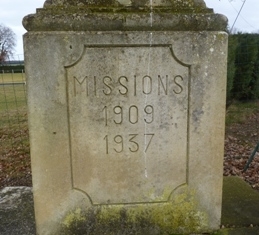 La Croix de Mission route de Lavoux.jpg