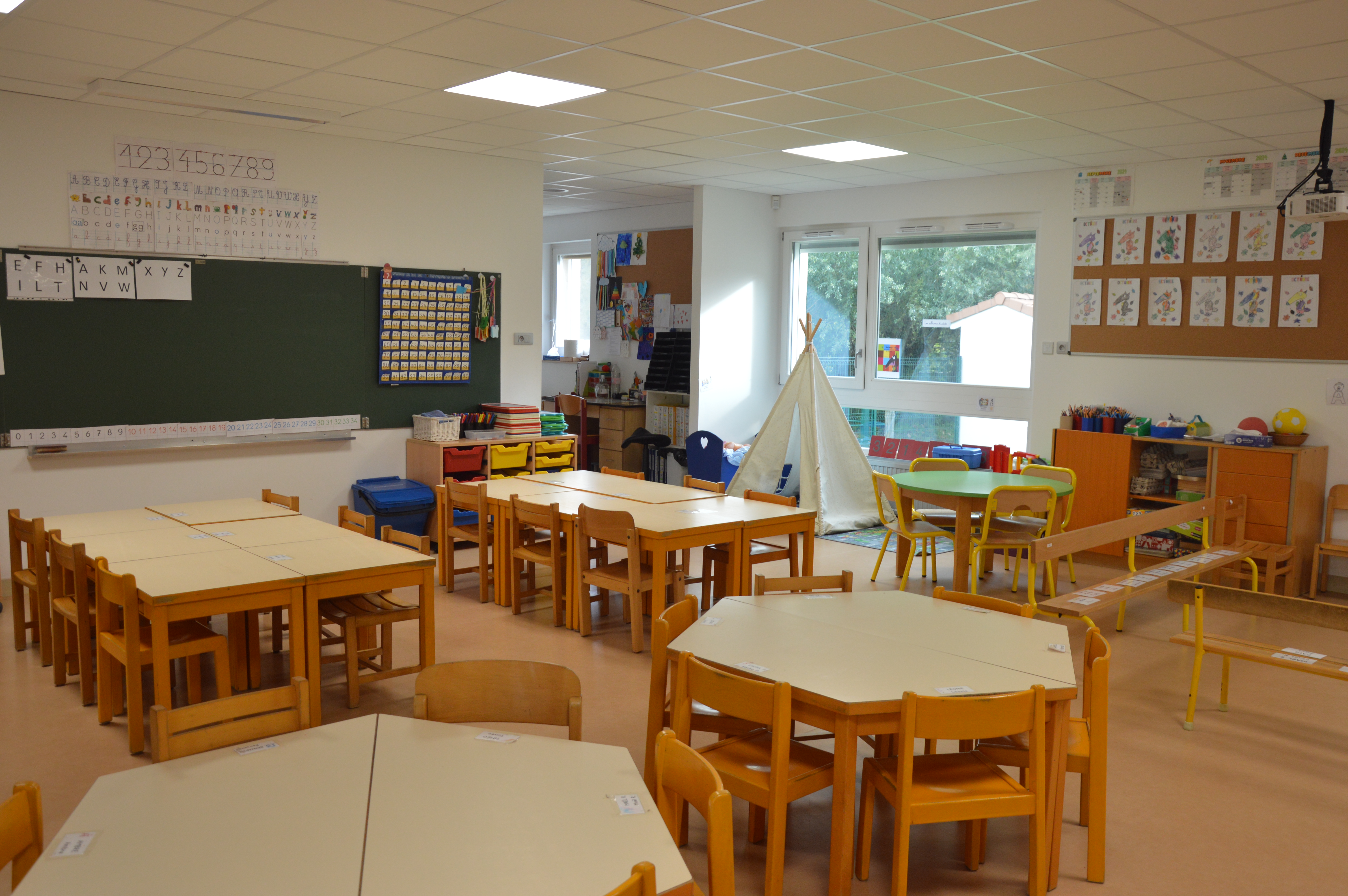 nouvelle classe CP  0125.JPG