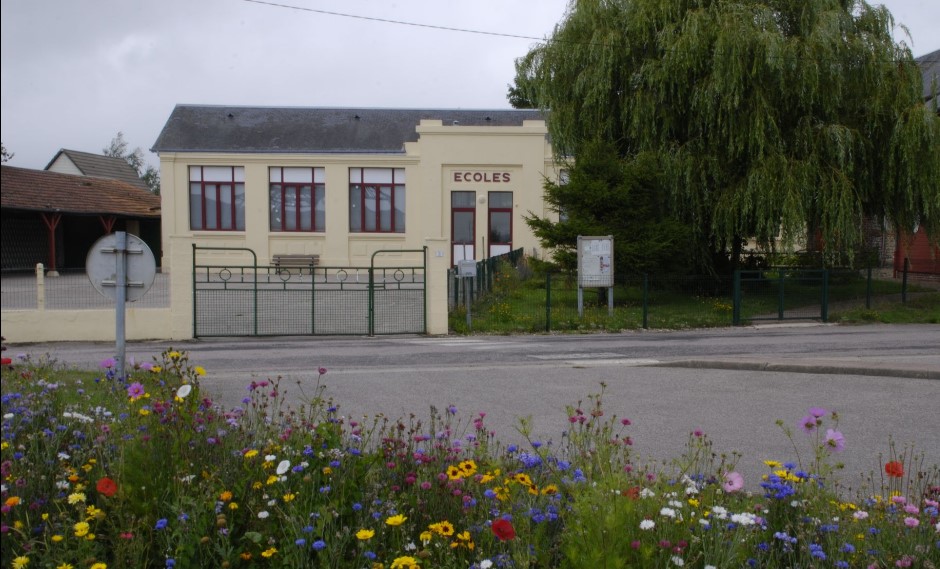 Ecole de Gerville.jpg