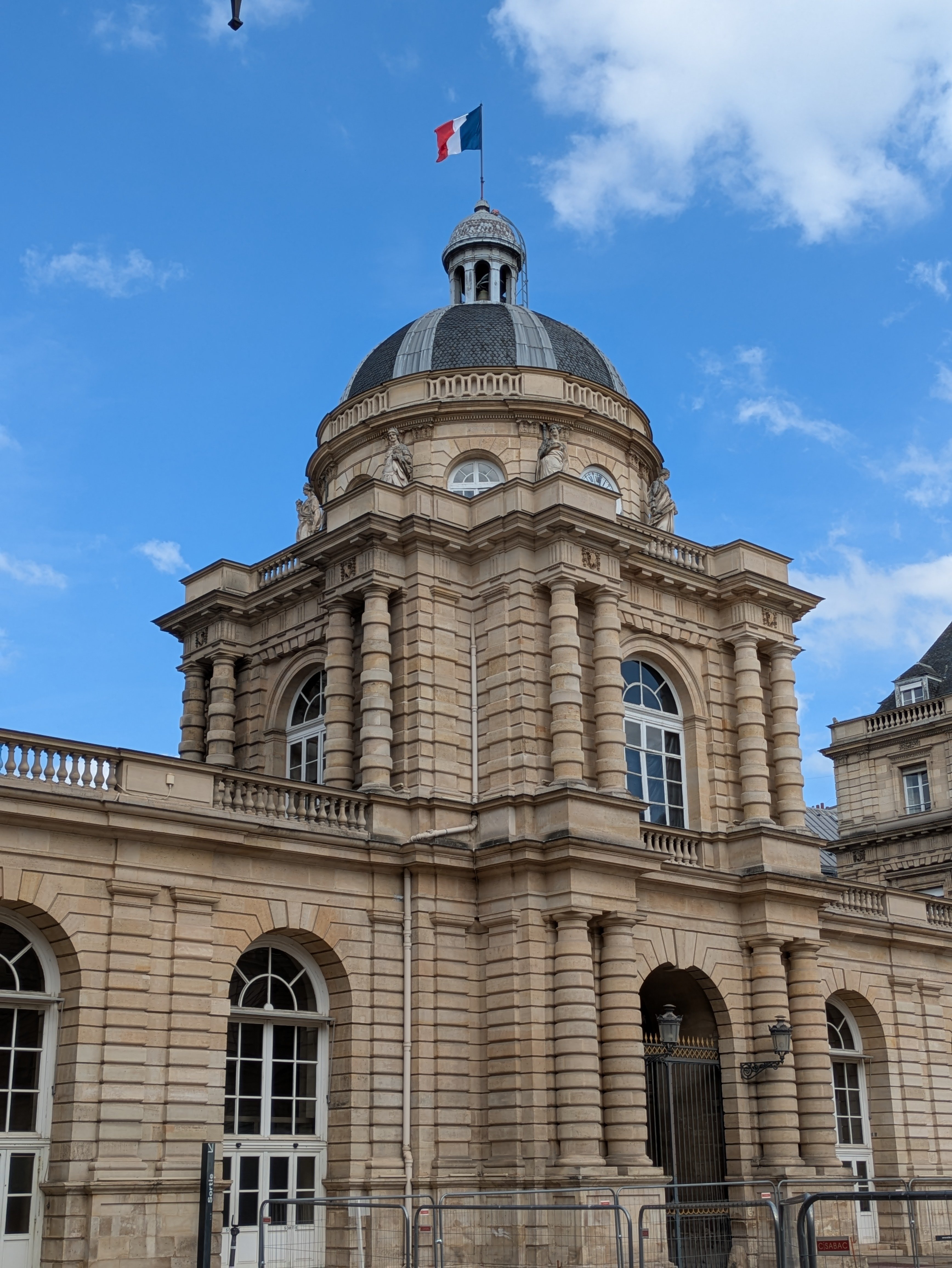 Sénat 1.jpg