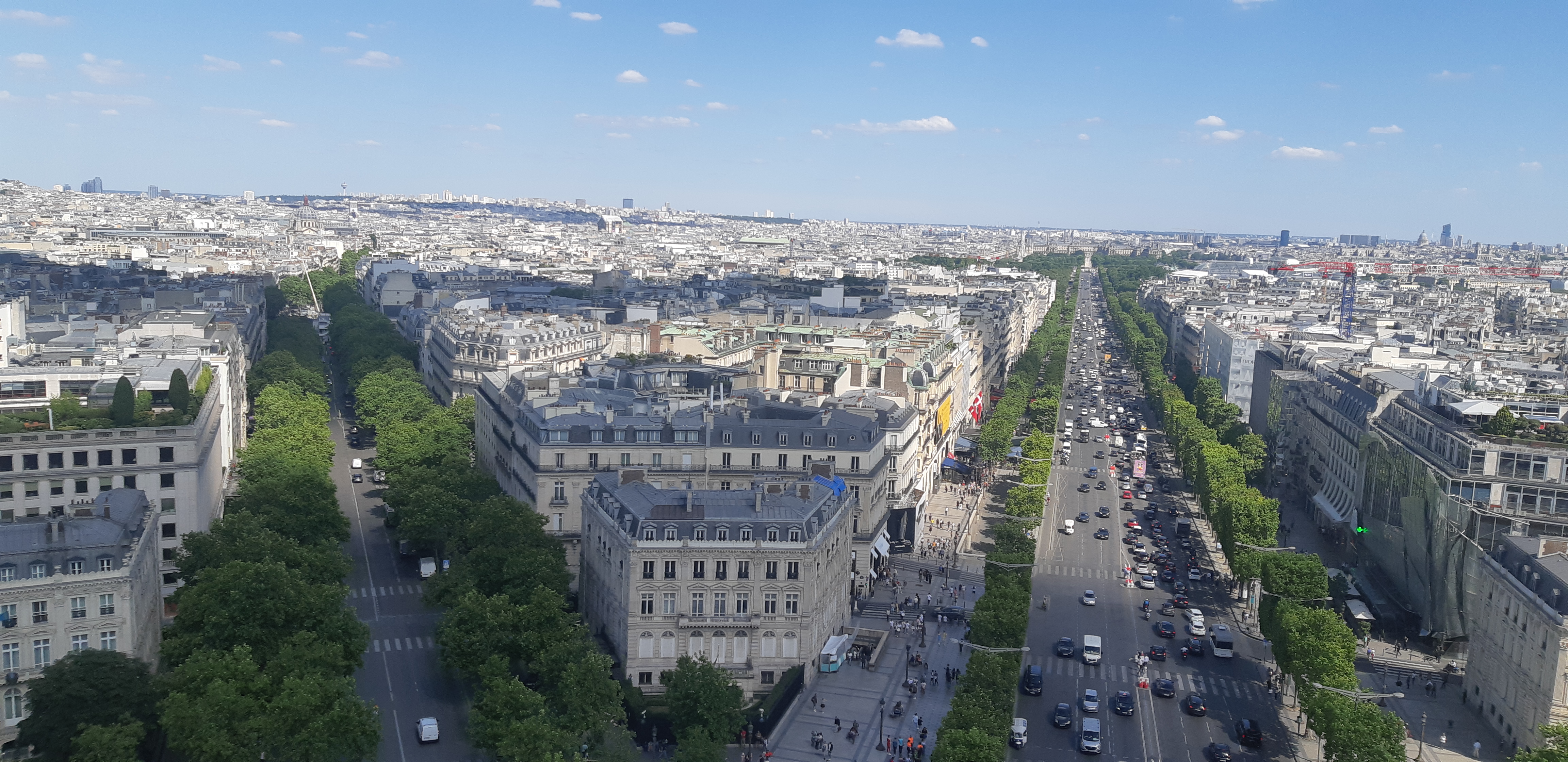 Champs Elysées.jpg