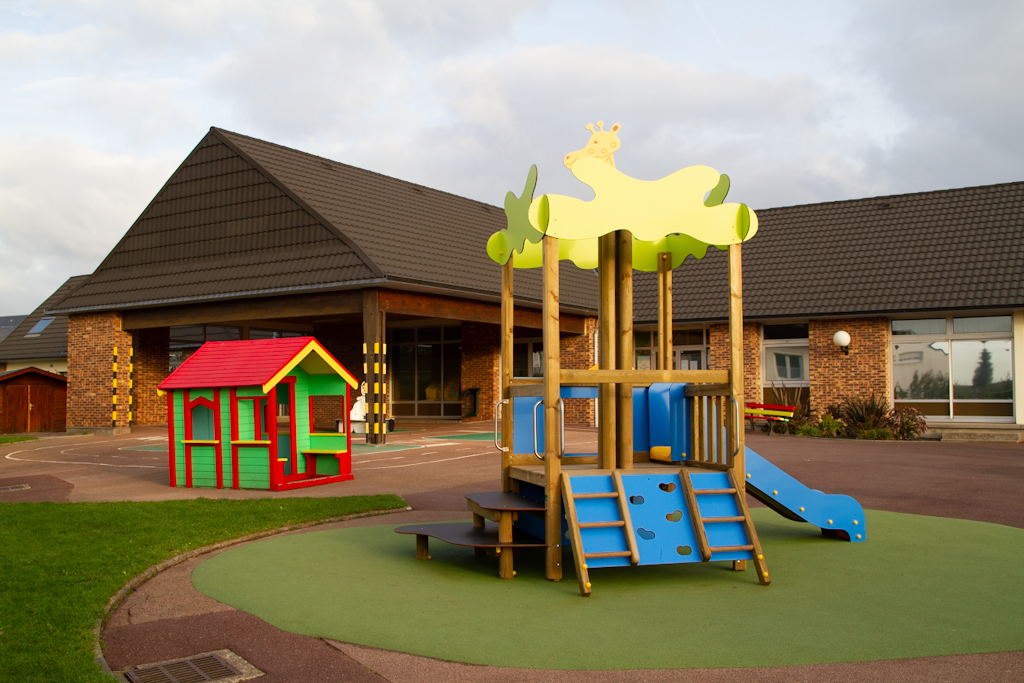 Jeux Cour école Edgar Degas