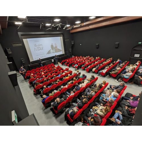 Salle Auguste Garnier Cinéma Tinchebray.jpg