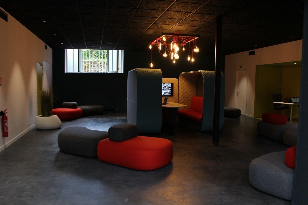 espace coworking pas cher Ekklesia tinchebray orne.jpg