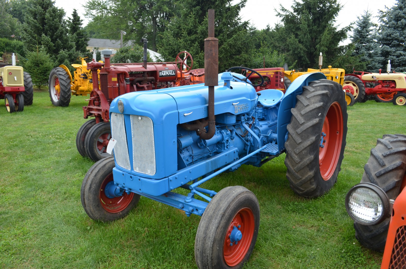 TRACTEUR.jpg