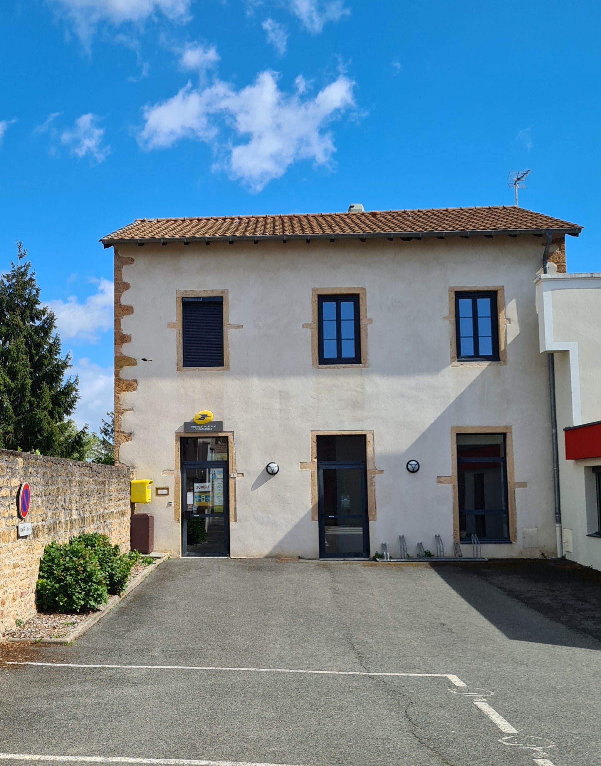 PHOTO AGENCE POSTALE.jpg