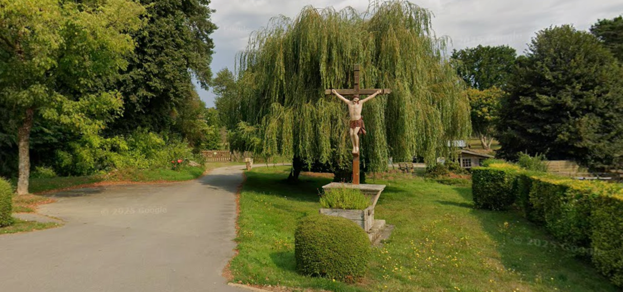 Calvaire rue du pont creux.png
