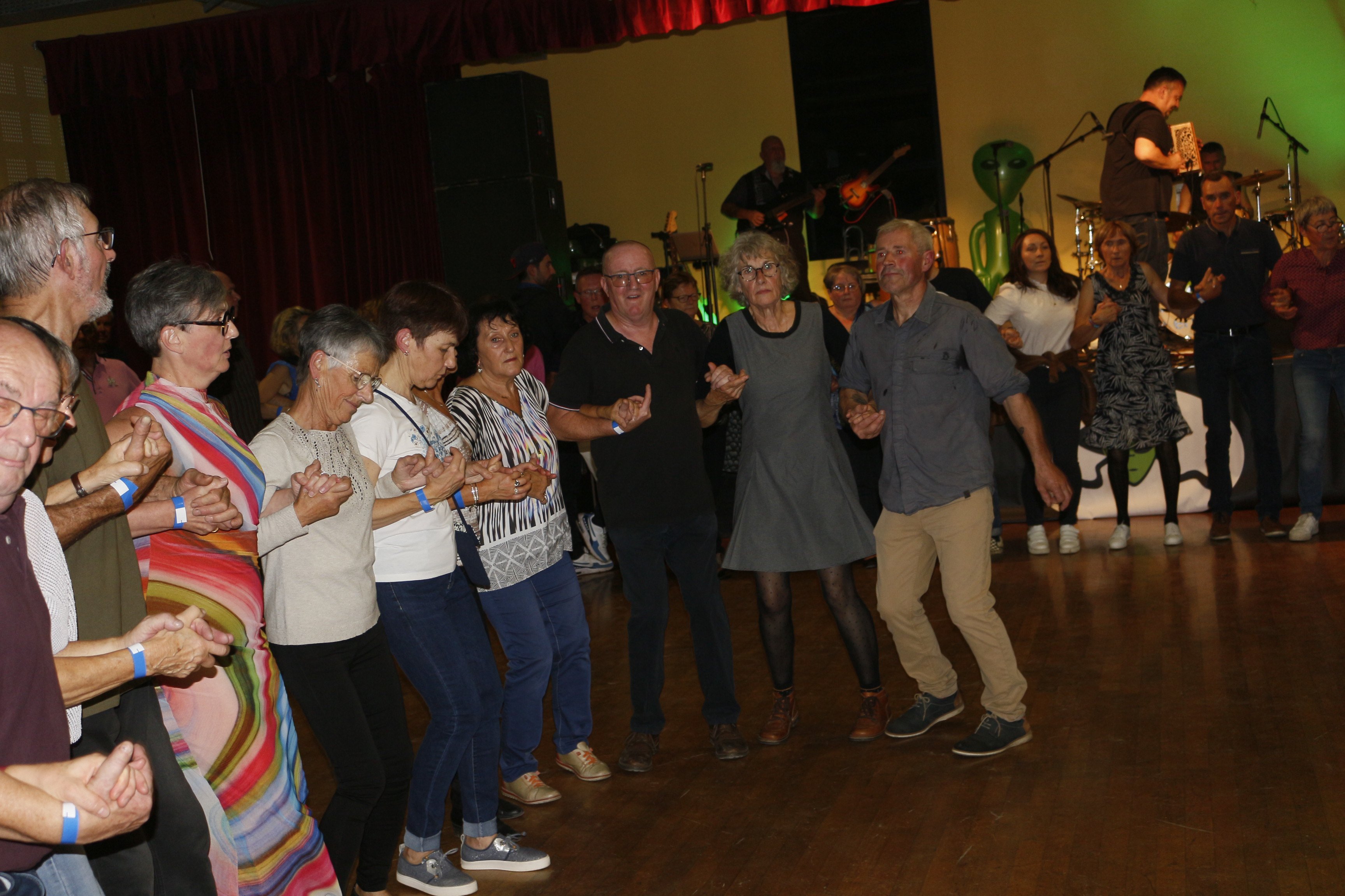 12 10 2024 19è Fest-Noz Danserion _4_.JPG