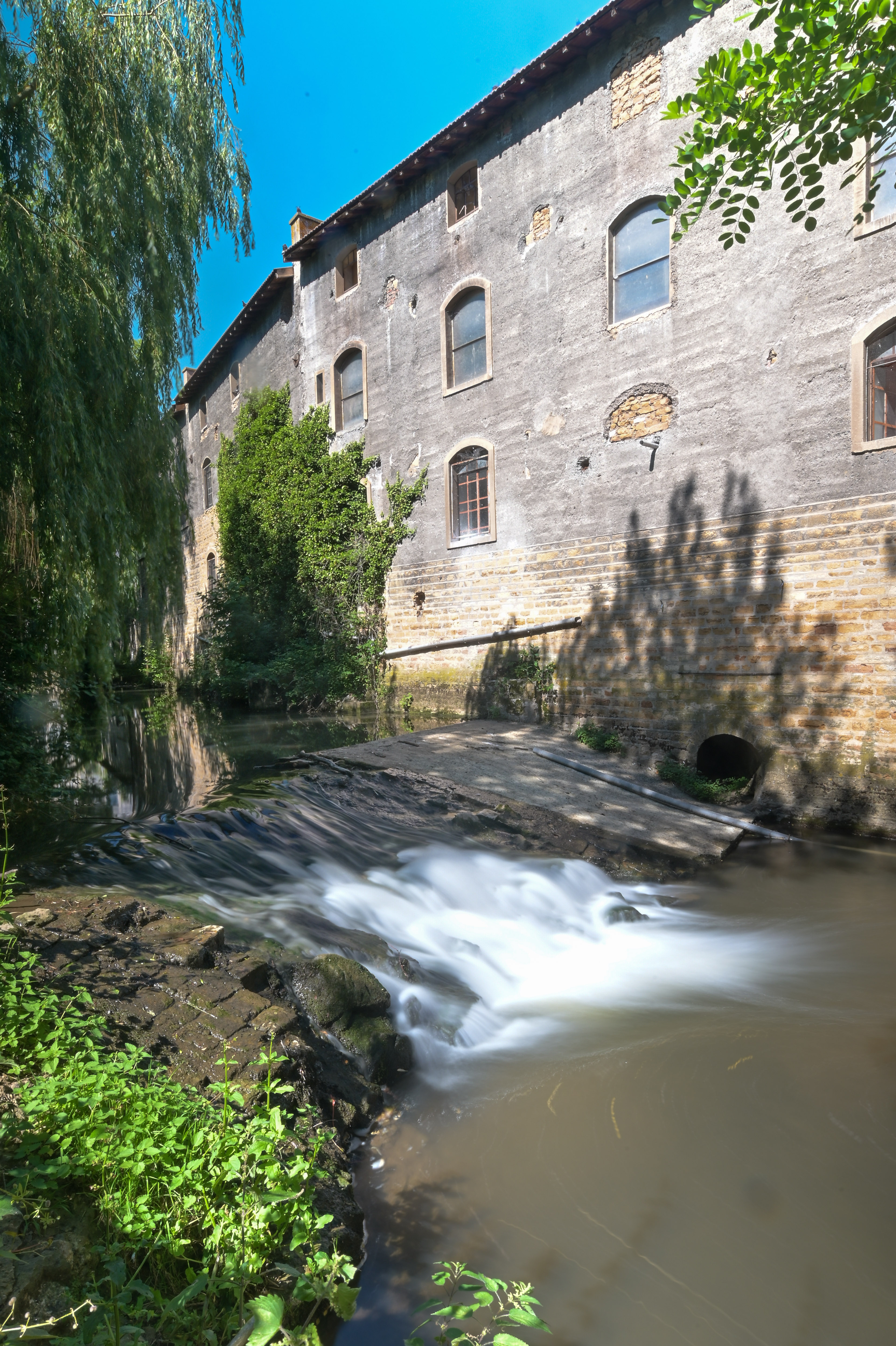 morgon à Gleizé - Les_Grands_Moulins.jpg